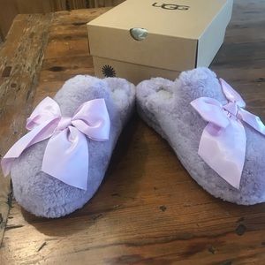 Ugg Addison Bow slipper, Lavender Fog, size 6